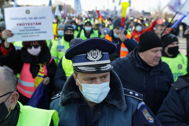 Sindicatul Europol amenință cu blocarea activității din ianuarie, după ce Parlamentul a votat Legea bugetului  fără amendamentul promis