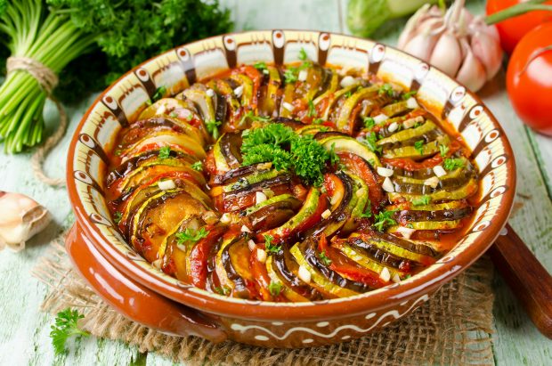 Rețete vegane. Cum să mănânci gustos doar pe bază de plante