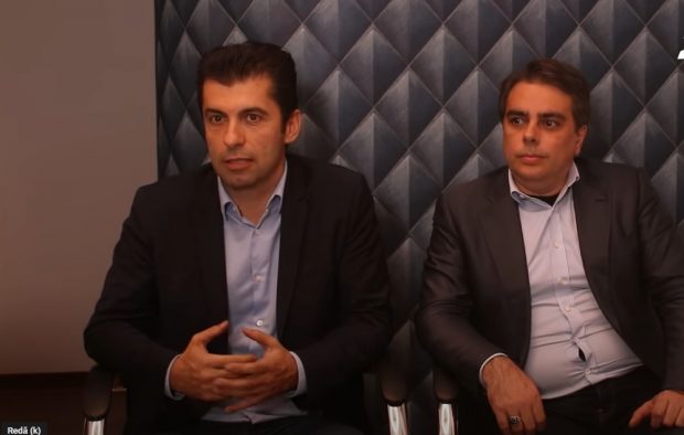 Ce spun studenții de la Harvard despre alegerile din Bulgaria, câștigate de doi absolvenți ai universității: „O diplomă nu te face automat o persoană mai pricepută”
