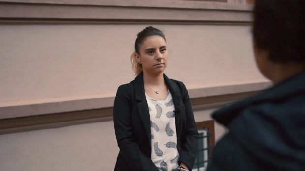 După festivitățile de 1 Decembrie, înapoi la realitate. De ce emigrează un asistent medical: „Aici e un film SF. Ne mai șochează că ard spitalele?”