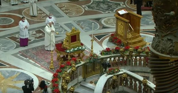 ÎN DIRECT | Slujba din ajunul de Crăciun, oficiată de Papa Francisc