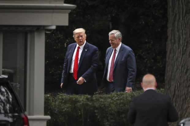 Un document care îndemna tabăra Trump la o lovitură de stat după alegeri, predat anchetatorilor atacului de la Capitoliu