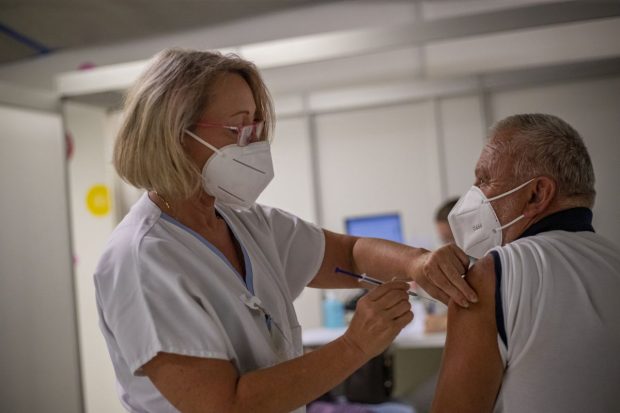 Premierul, nemulțumit de comunicarea privind campania de vaccinare: Specialiştii trebuiau lăsați să explice