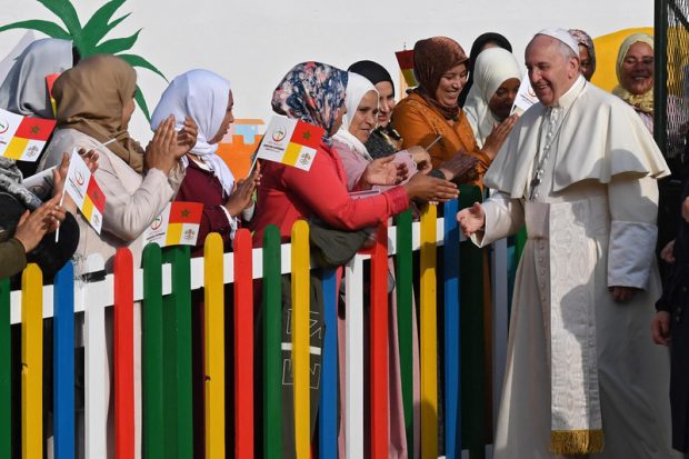 „Este aproape satanic”. Papa Francisc condamnă în termeni duri violența domestică împotriva femeilor