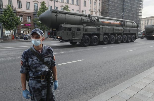 Rusia avertizează că ar putea desfășura rachete nucleare în Europa, drept răspuns la acțiunile NATO