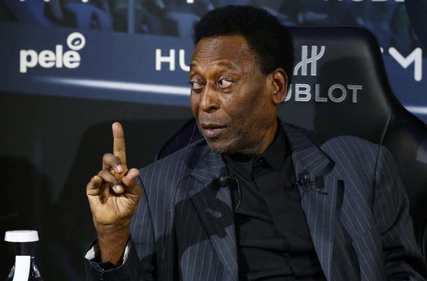 Pele, internat din nou în spital, după operația din septembrie. În ce stare se află legendarul fotbalist