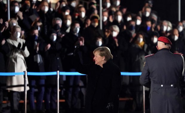 IKEA Germania, reclamă la un fotoliu inspirată de încheierea mandatului de cancelar al Angelei Merkel