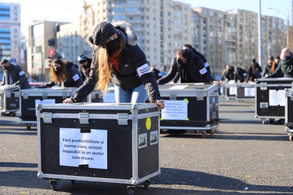Angajații din Industria Spectacolelor, protest în fața Guvernului, de Ziua Culturii Naționale