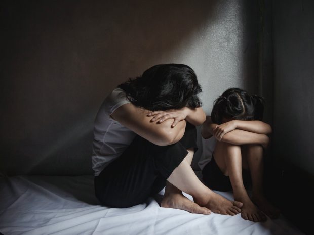 Un asistent maternal din București este cercetat pentru viol și agresiune sexuală. Victimele sunt două fete care au fost în plasament la acesta