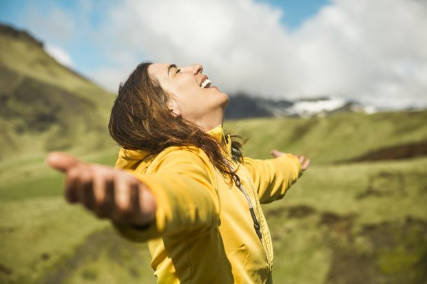 Românii, pe locul I la consumul de tehnologie și la lipsa contactului cu natura, din opt țări europene