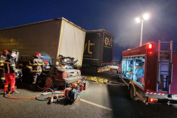 Accident grav, soldat cu trei morți, lângă Vama Nădlac 2. Traficul spre graniță, reluat după două ore și jumătate