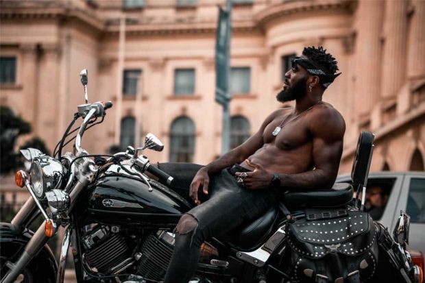 Astra Giurgiu are un manechin în probe: nigerianul Kenneth Obananaya este model profesionist