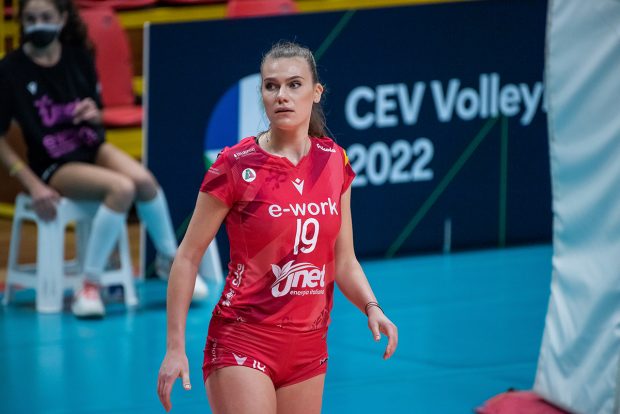 INTERVIU. Adelina Ungureanu, căpitanul naționalei de volei, a făcut COVID de două ori: „Orice s-ar întâmpla, nu poate să ne oprească din bucuria de a ne trăi viața”