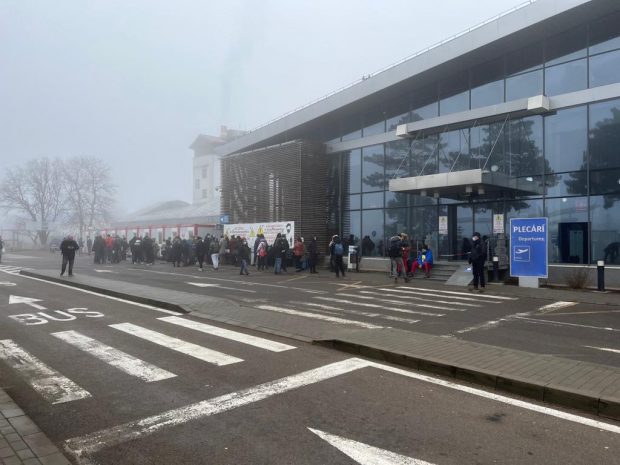 Ceața densă a dat peste cap traficul aerian din județul Suceava. Mai multe zboruri au fost redirecționate către Cluj-Napoca şi Iaşi