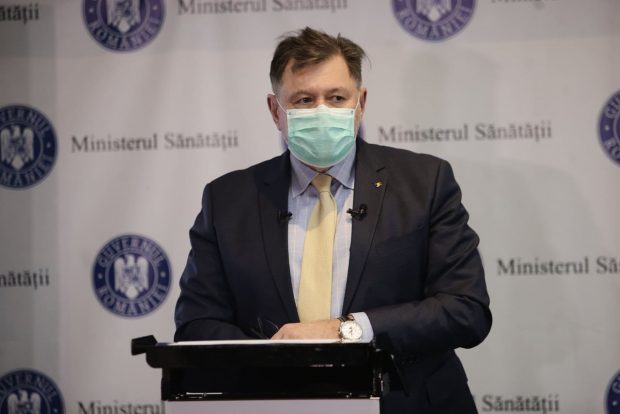 LIVE | Restricțiile anti-COVID din România dispar de mâine. Rafila: „Masca nu e mai e obligatorie nici în spații interioare”. Ministrul o recomandă, însă, în continuare