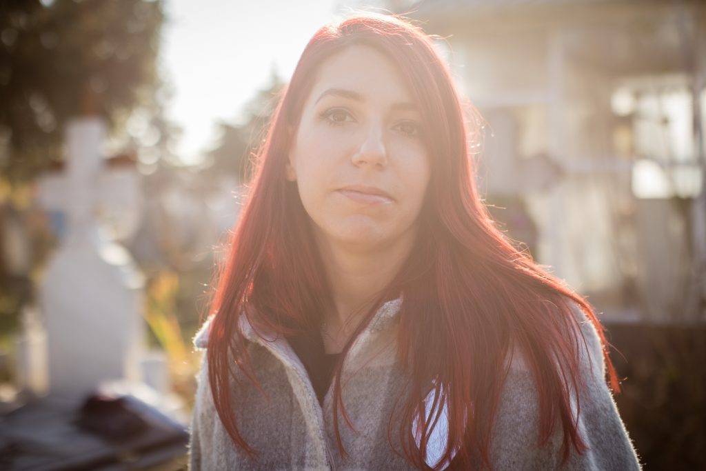 Drumul lung al vindecării, după moartea unui părinte: „Mi-a fost greu să o pierd pe mama, dar oare ei nu i-a fost greu să moară?”