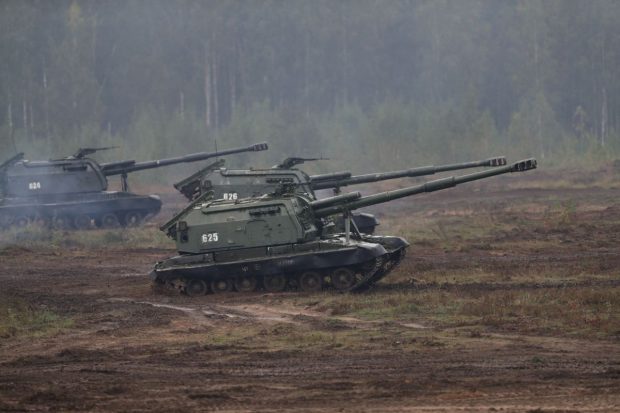 Noi temeri de conflict: Rusia trimite alți militari spre granița ucraineană, în vreme ce Kievul primește arme antitanc din UK