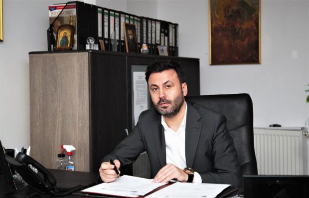 Diplome false, facultăți inventate și prejudiciu de 1 milion de lei. Cum a reușit un fost șef de la Drumuri și Poduri să stea în funcții timp de 7 ani