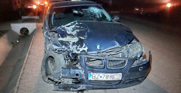Polițistul buzoian care a provocat un accident și a refuzat testarea alcoolemiei, reținut pentru 24 de ore