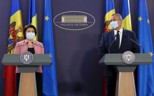 România ar putea sprijini Republica Moldova cu păcură dacă Gazprom va suspenda livrarea de gaz