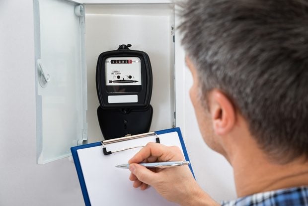 O nouă problemă în energie: chiriașii trebuie să înregistreze contractele pe numele lor. Proprietarii pot beneficia de prețuri mici doar pentru o locuință