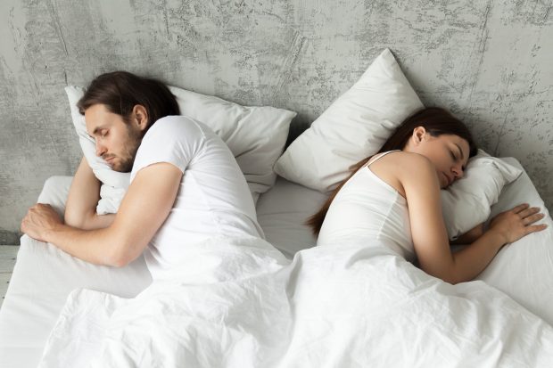 Nici tinerii, nici cei de 40 de ani nu mai fac la fel de mult sex. Care sunt motivele