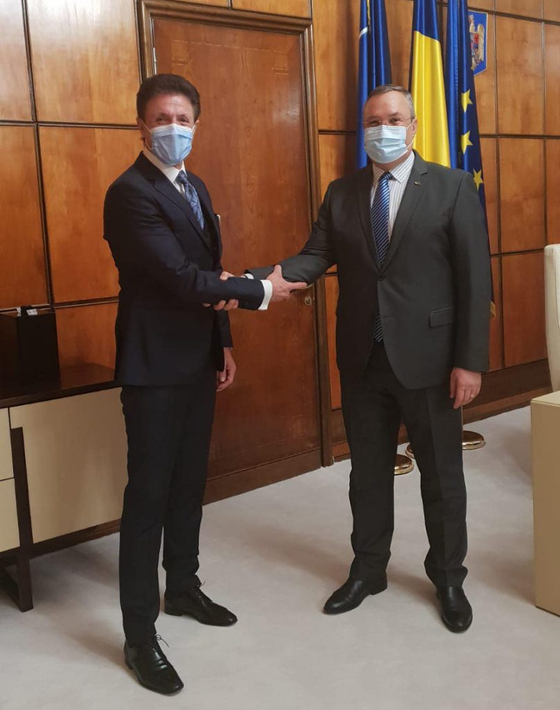 Armata de consilieri a generalului Ciucă. Cine sunt oamenii care îi dau sfaturi premierului
