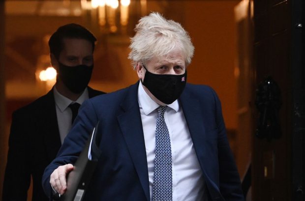 Boris Johnson, amendat pentru petrecerile care au avut loc la reședința sa în timp ce Marea Britanie era în carantină