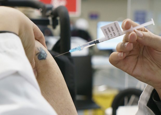 Efectul anunțului că va fi introdusă taxa pentru nevaccinați, în provincia canadiană Quebec: „Este încurajator!”