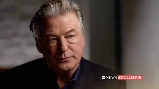 Alec Baldwin a predat telefonul mobil anchetatorilor din cazul tragediei de pe platourile de filmare