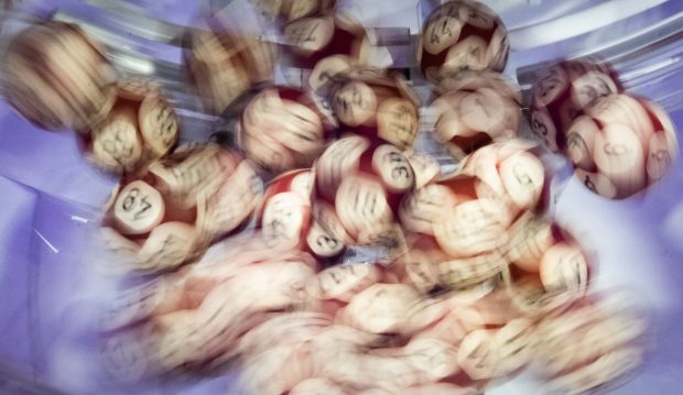 O femeie a aflat că a devenit milionară în dolari când și-a verificat folderul de spam al e-mailului