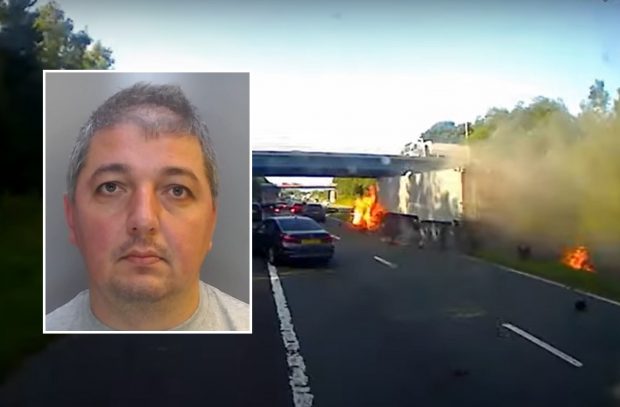 VIDEO | Șoferul român de TIR care a ucis trei oameni era cu ochii în telefon, pe site-uri pentru adulți, la 90 km/h