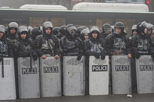 Președintele din Kazahstan anunță retragerea trupelor ruse și își acuză predecesorul că a produs „o castă a bogaților” în țară