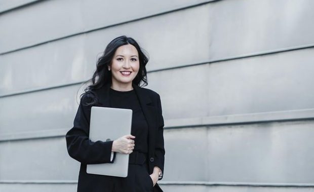 Cum a reușit un blogger din Kazahstan să-i ajute pe oameni să afle informații despre cei dragi după ce autoritățile au oprit internetul