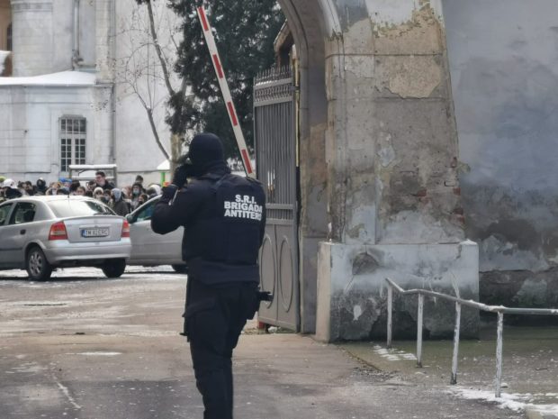 Autorii amenințărilor false cu bombă din Timișoara, identificați. Cine sunt și cum vor fi sancționați