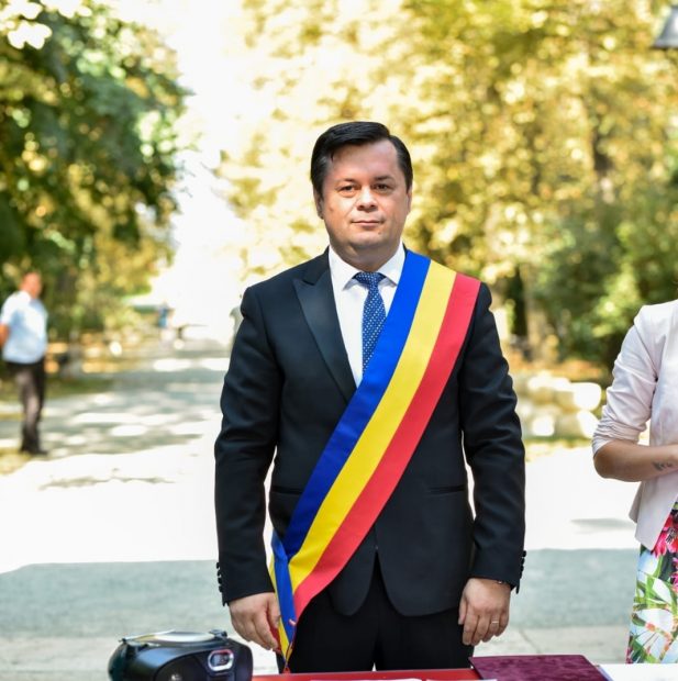 Marcel Romanescu, primarul PNL din Târgu Jiu, trece la PSD: „Timp de 7 ani nu am știut ce înseamnă sprijin din partea conducerii județene”