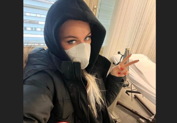 Vedetă din Elveția, la capătul puterilor, după ce s-a infectat a treia oară cu COVID: „I-am lăsat mamei o scrisoare de adio”
