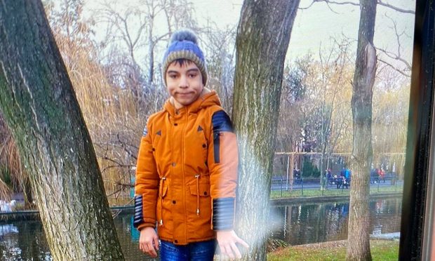Copil pierdut în București. Poliția cere ajutorul populației
