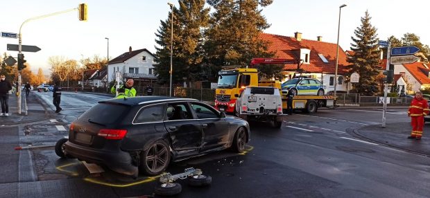 Haos la Mainz: hoții au aruncat în aer un bancomat, s-au ciocnit cu poliția, au fugit și au lăsat explozibil în mașină