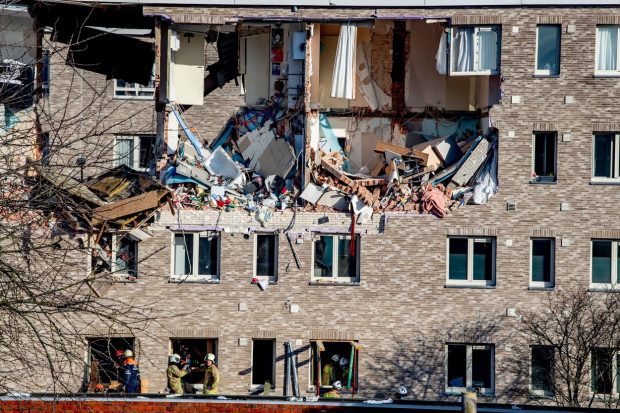 Trei morți găsiți printre dărâmături, după explozia puternică dintr-un bloc, în Belgia