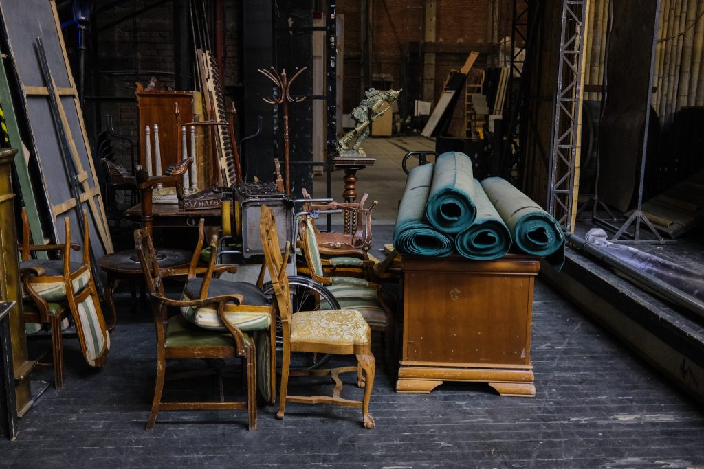 Incursiune de o oră și jumătate în culisele Teatrul Național din București. Vizită inedită în cetatea lui Radu Beligan și Gheorghe Dinică