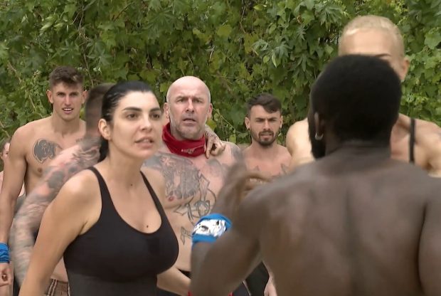 Scandal între Faimoși și Războinici la „Survivor România” 2022. Au sărit la bătaie: „Se va termina show-ul ăsta și o să ne întâlnim pe stradă”