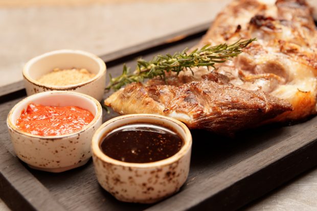 Sosuri pentru carne. Cele mai delicioase rețete