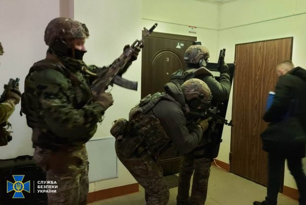 Ucraina anunță că a destructurat o grupare care ar fi pregătit atacuri în mai multe regiuni ale țării, la ordinul Rusiei