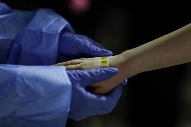 Câți copii au fost vaccinați anti-COVID în prima zi a campaniei de imunizare la categoria 5-11 ani