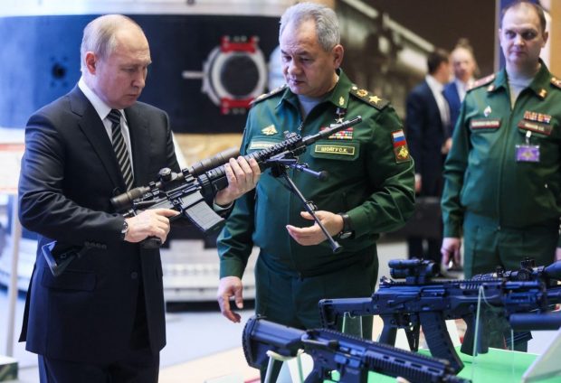 Intervenția rusă în Kazahstan ar putea schimba calculele lui Putin în Ucraina și în privința propriului viitor, spun experții