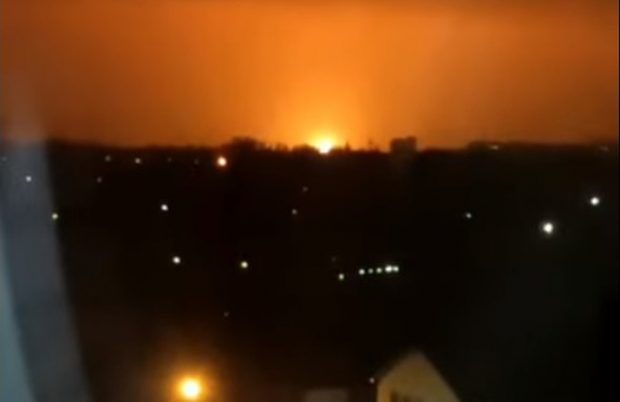 Două explozii în Luhansk, la interval de mai puțin de o oră. O conductă de gaze a luat foc