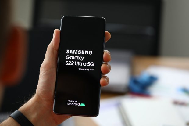 Samsung a lansat noile smartphone-uri Galaxy S22. Care sunt principalele noutăți