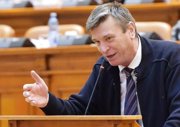 A murit Corneliu Olar, cel care era considerat deputatul Țării Moților