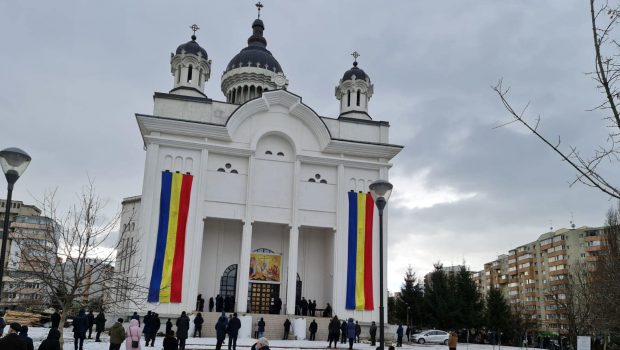 Factură uriașă la gaze primită de Catedrala Mănăștur, din Cluj-Napoca. Preot: „Să nu credeți că stăm înăuntru în mânecă scurtă”